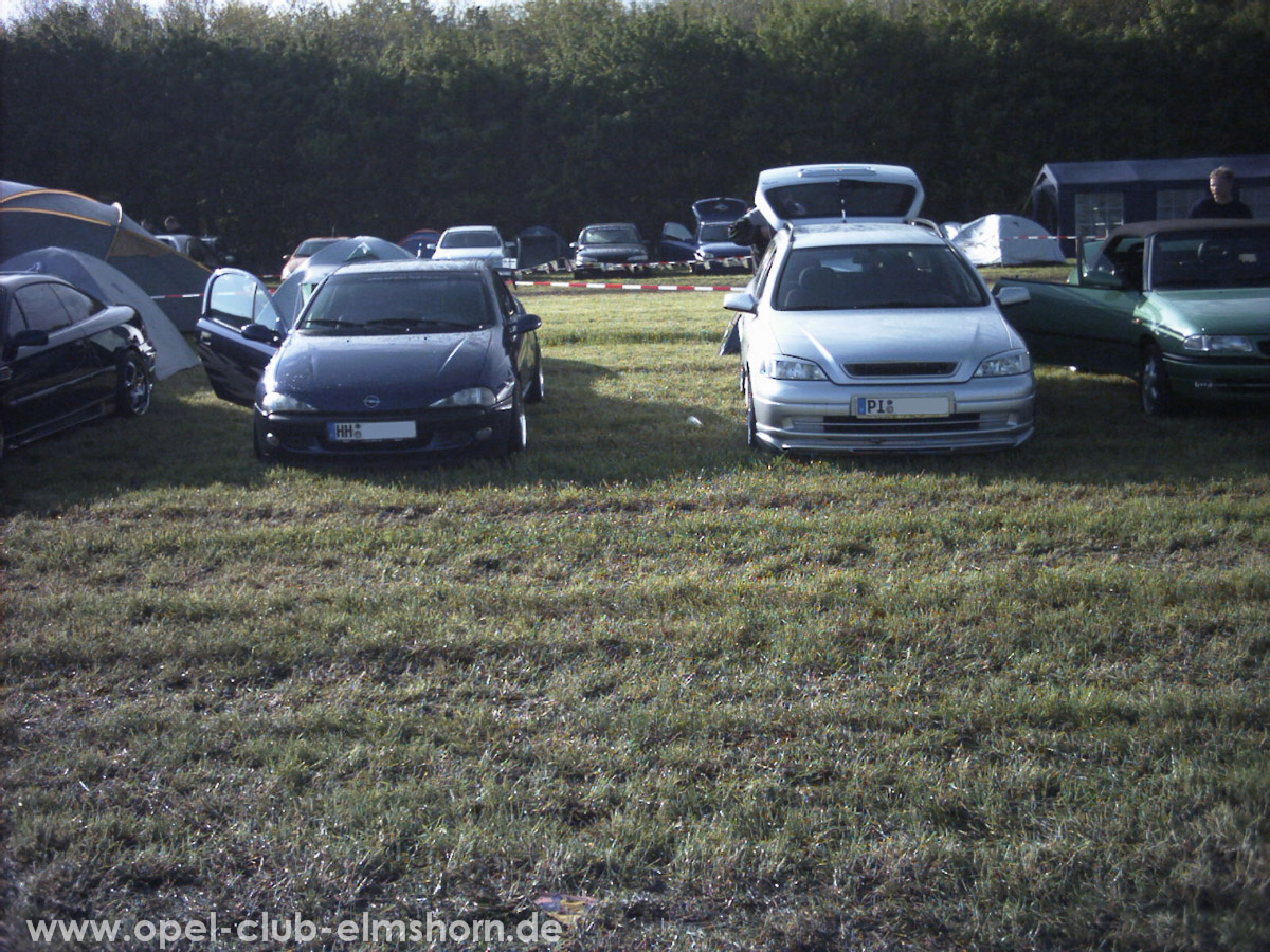 Brunsbuettel-2005-0004-Tigra-Astra-G-Caravan