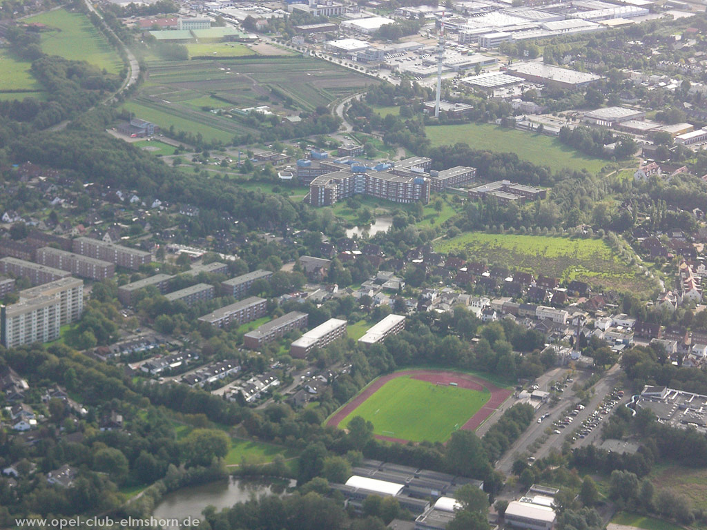 Hubschrauberrundflug 2006 - 20061007_125949 - Krankenhaus Elmshorn und Rettungsleitstelle