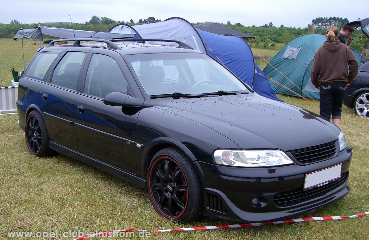 Gelsted-2008-0032-Vectra-B-Caravan