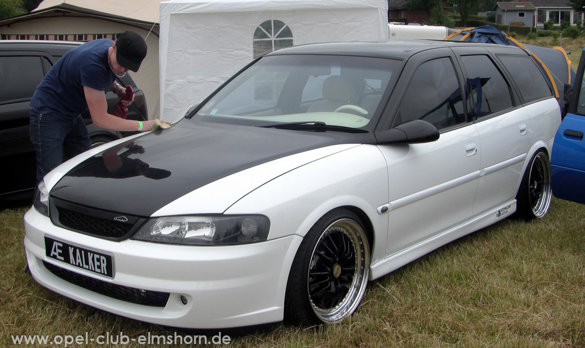 Gelsted-2008-0089-Vectra-B-Caravan