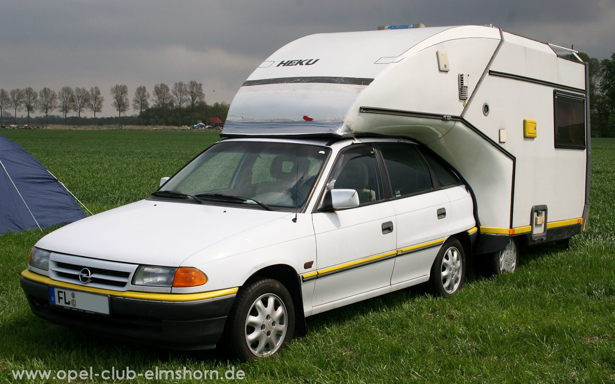 Brunsbuettel-2010-0038-HEKU-Astra-F-Car-Camp