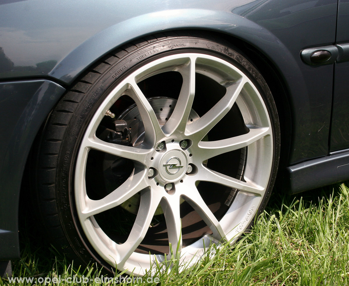 Brunsbuettel-2010-0058-Felgen-am-Vectra-B