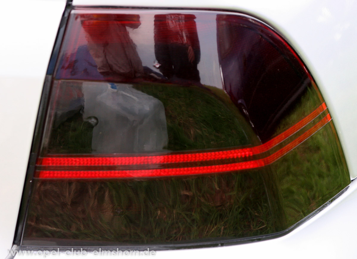 Brunsbuettel-2010-0102-Rueckleuchte-Vectra-B