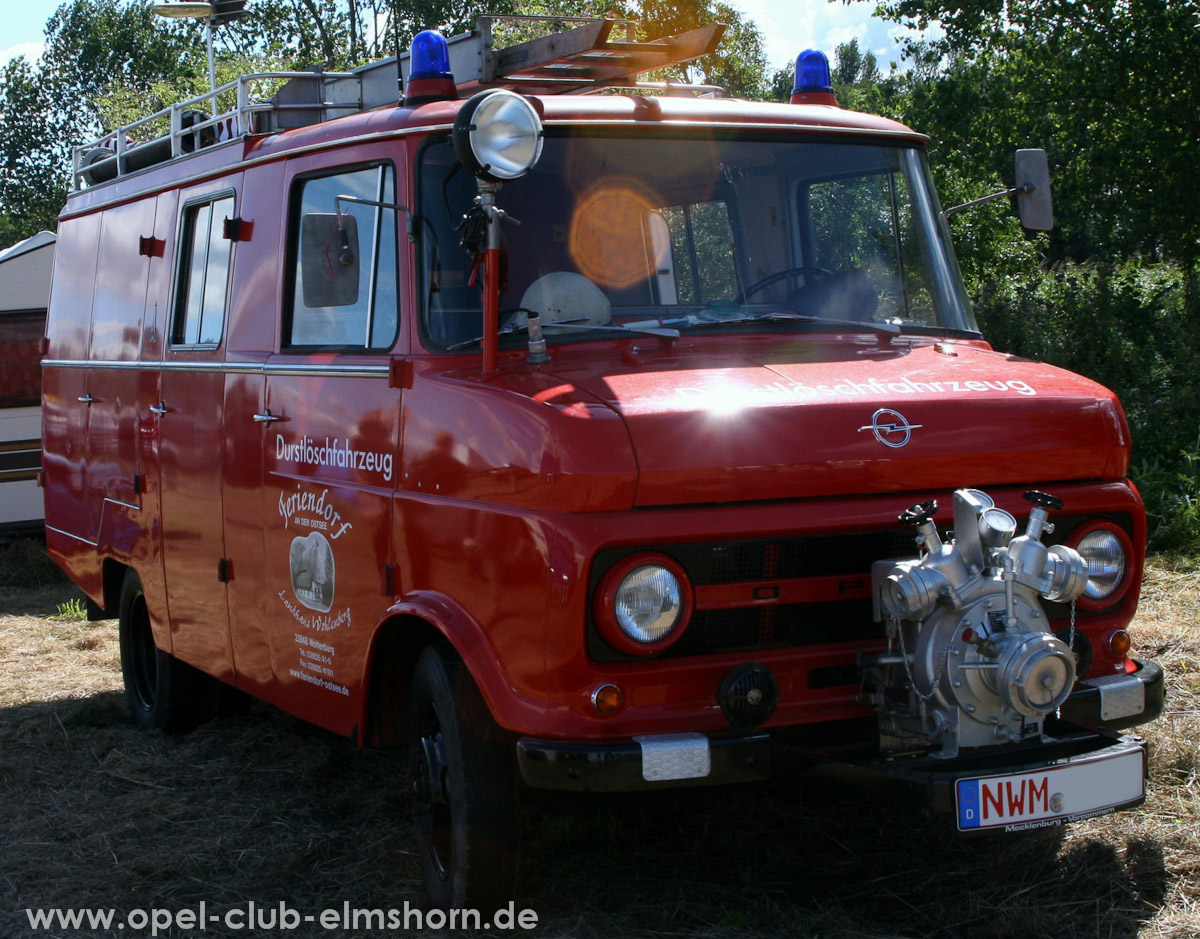 Boltenhagen-2010-0028-Blitz-Feuerwehr