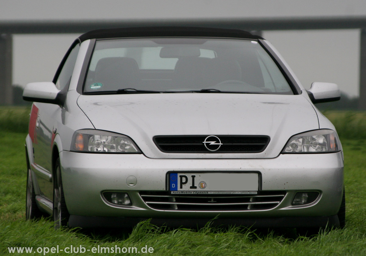 Brunsbuettel-2011-0120-Thomas-Astra-G-Cabrio