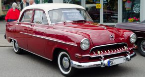 Trappenkamp-2013-0056-Opel-Kapitaen-1954