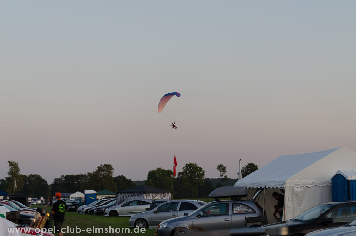 Hasenmoor-2013-0104-Paraglider