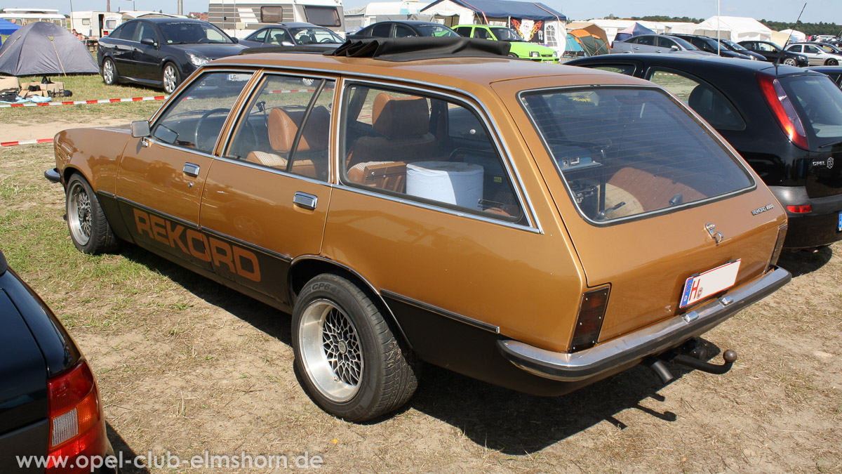 Lemwerder-2013-0149-Opel-Rekord-D-Caravan