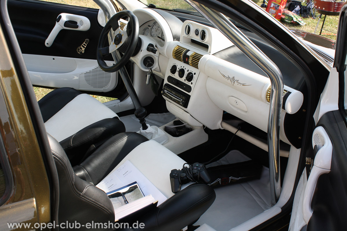 Lemwerder-2013-0302-Opel-Corsa-B