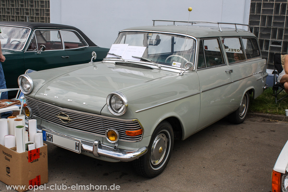 Hamburg-2014-0022-Opel-Rekord-P2-Caravan