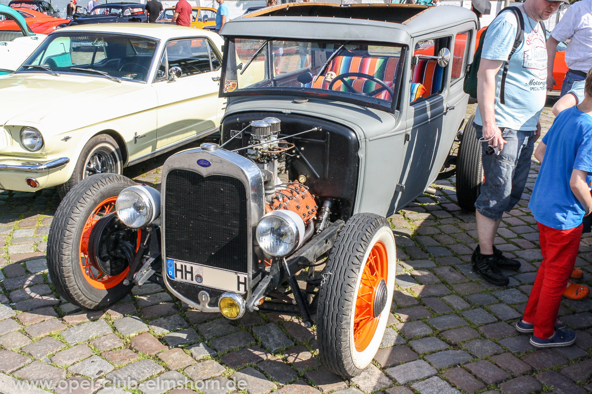 Street-Mag-Show-Hamburg-2014-0015-Ford-Modell-A