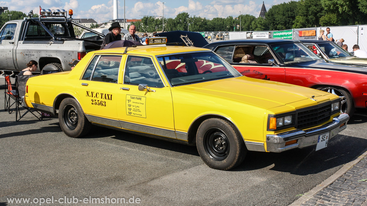 Street-Mag-Show-Hamburg-2014-0055-Chevrolet-Caprice