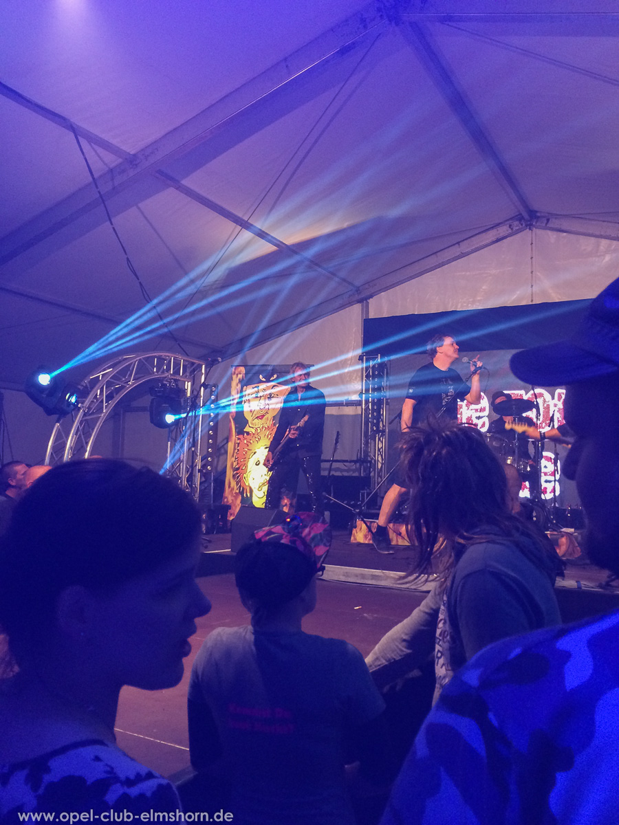 Boltenhagen-2015-0279-Die-Toten-aerzte-Konzert-im-Festzelt