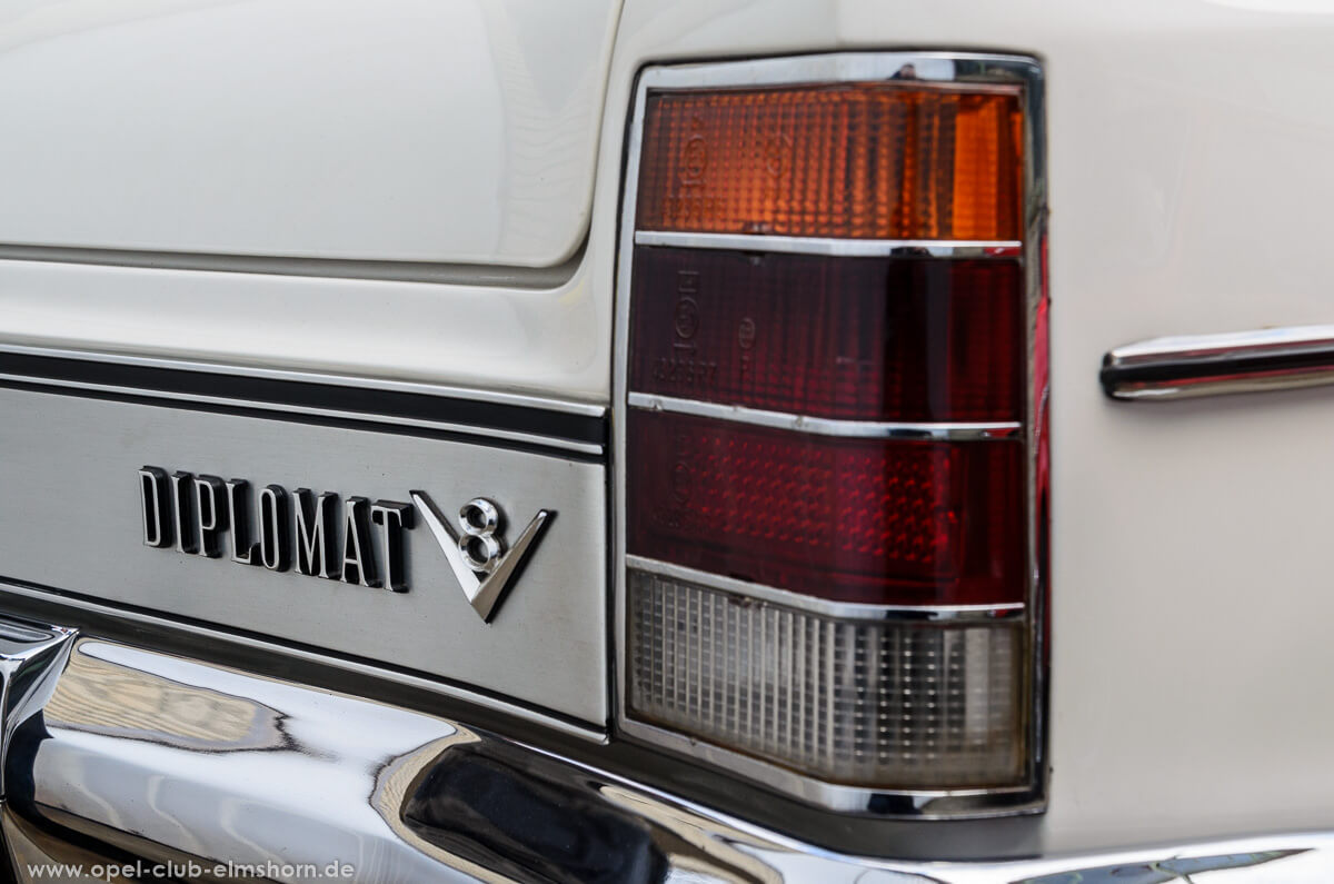 Altopeltreffen-Wedel-2016-20160501_103654-Opel-Diplomat-B-Rücklicht