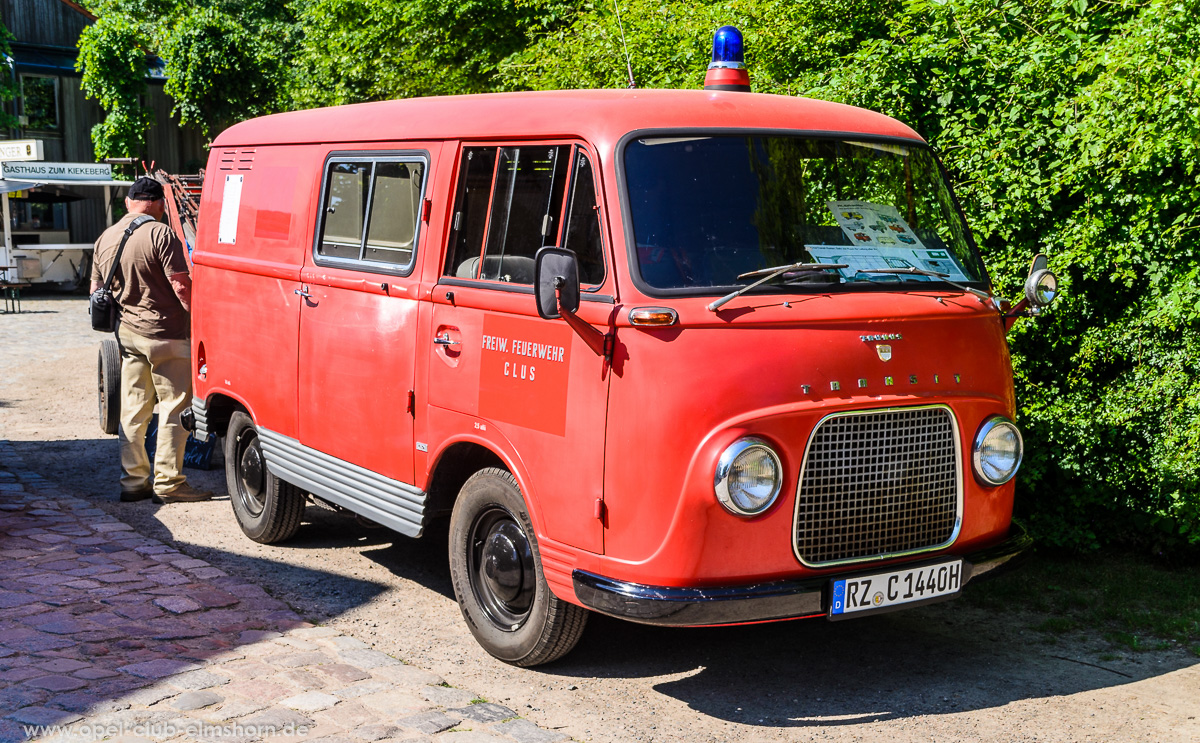 Oldtimertreffen-Rosengarten-Ehestorf-2016-20160605_103625-Ford-Taunus-Transit