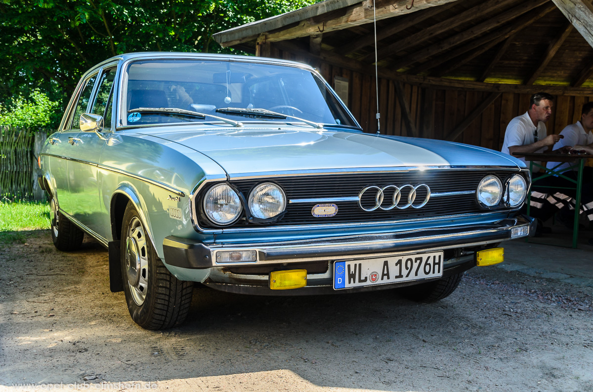 Oldtimertreffen-Rosengarten-Ehestorf-2016-20160605_104747-Audi-100-GL