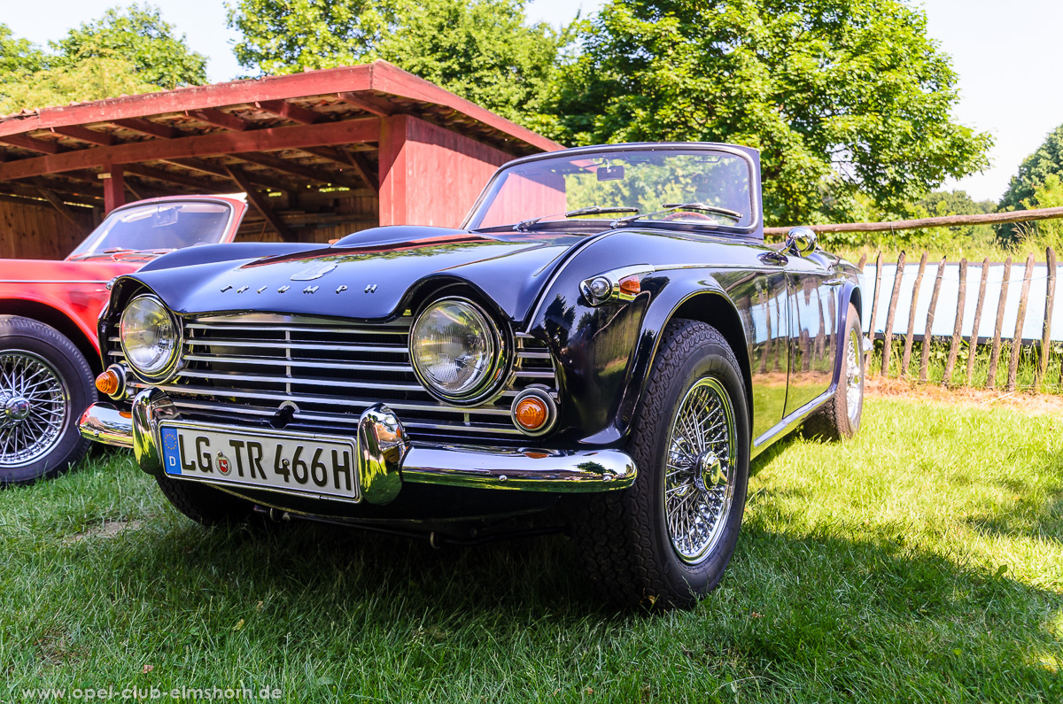 Oldtimertreffen-Rosengarten-Ehestorf-2016-20160605_105239-Triumph-TR4