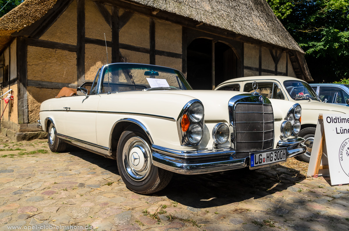 Oldtimertreffen-Rosengarten-Ehestorf-2016-20160605_113347-Mercedes-Benz-300SE