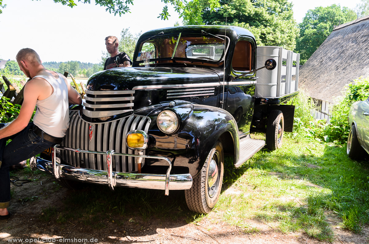 Oldtimertreffen-Rosengarten-Ehestorf-2016-20160605_113859-Chevrolet-Pickup-Truck