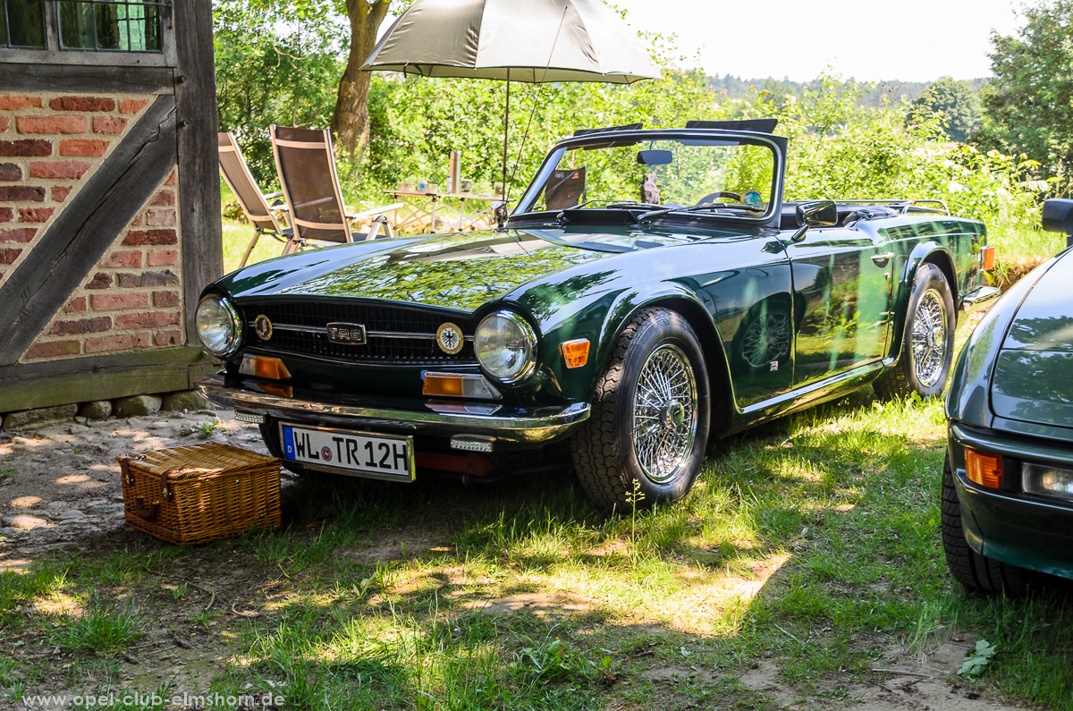 Oldtimertreffen-Rosengarten-Ehestorf-2016-20160605_113917-Triumph-TR6