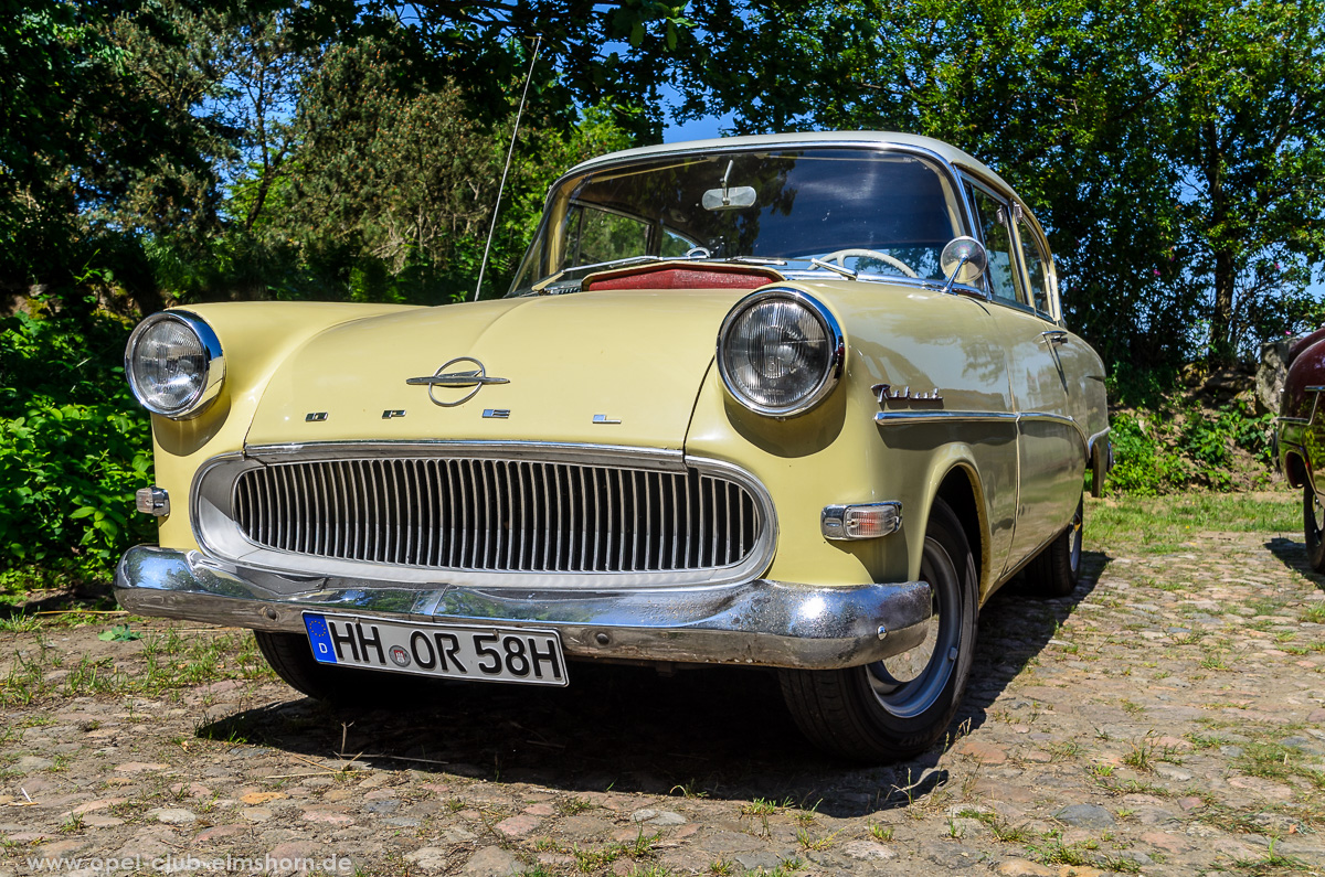 Oldtimertreffen-Rosengarten-Ehestorf-2016-20160605_114209-Opel-Rekord-P1