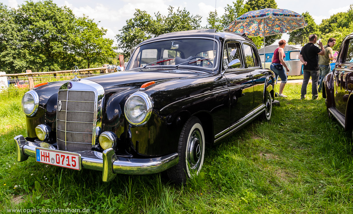 Oldtimertreffen-Rosengarten-Ehestorf-2016-20160605_134630-Mercedes-Benz-220S