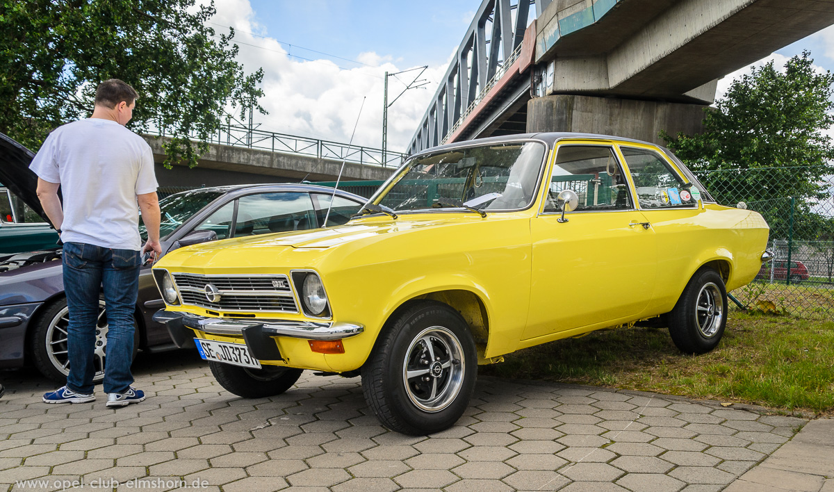 Altopeltreffen-Oldtimertankstelle-Hamburg-2016-20160709_112431-Opel-Ascona-A