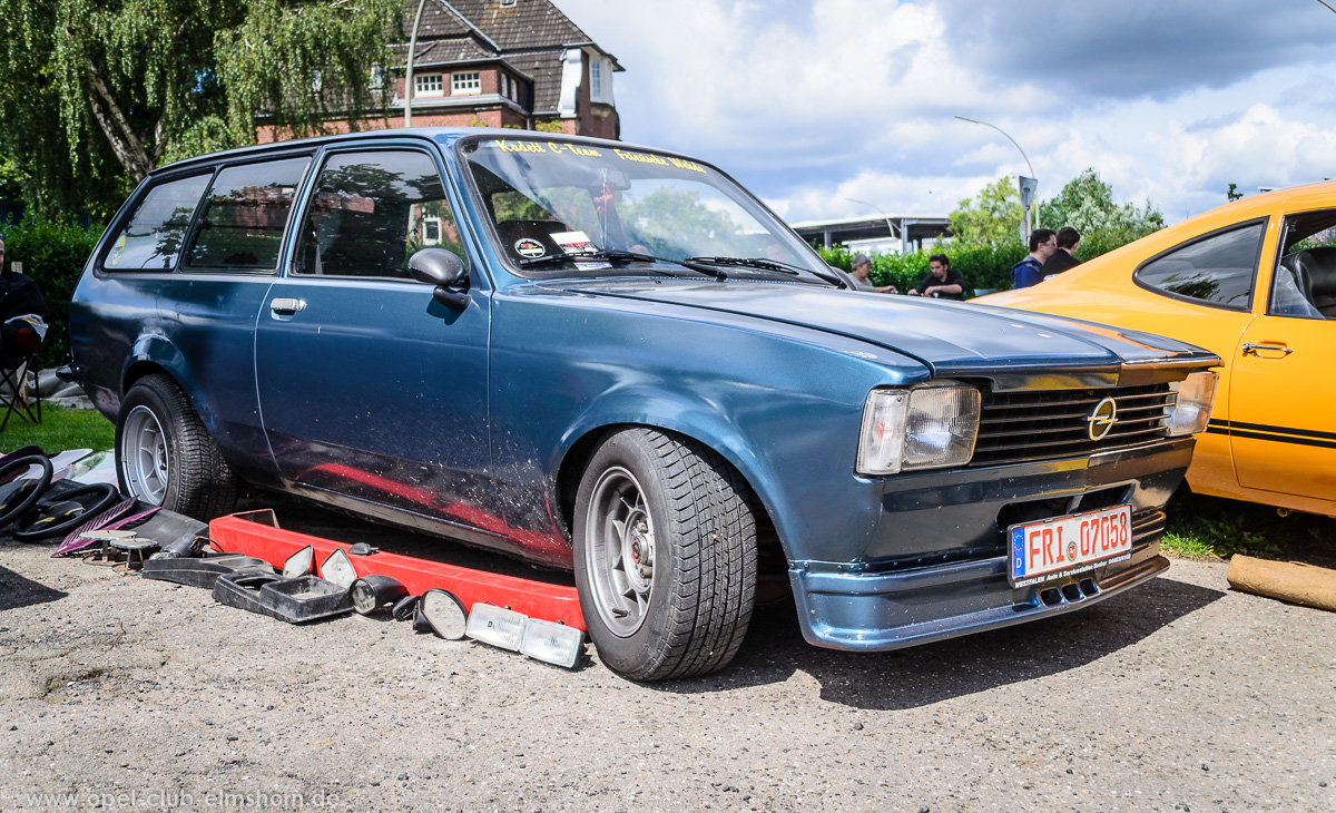 Altopeltreffen-Oldtimertankstelle-Hamburg-2016-20160709_120245-Opel-Kadett-C-Caravan