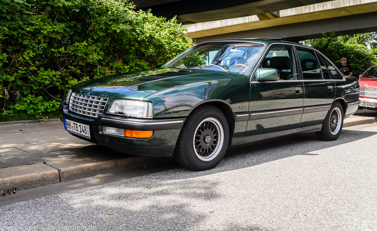 Altopeltreffen-Oldtimertankstelle-Hamburg-2016-20160709_131235-Opel-Senator-B