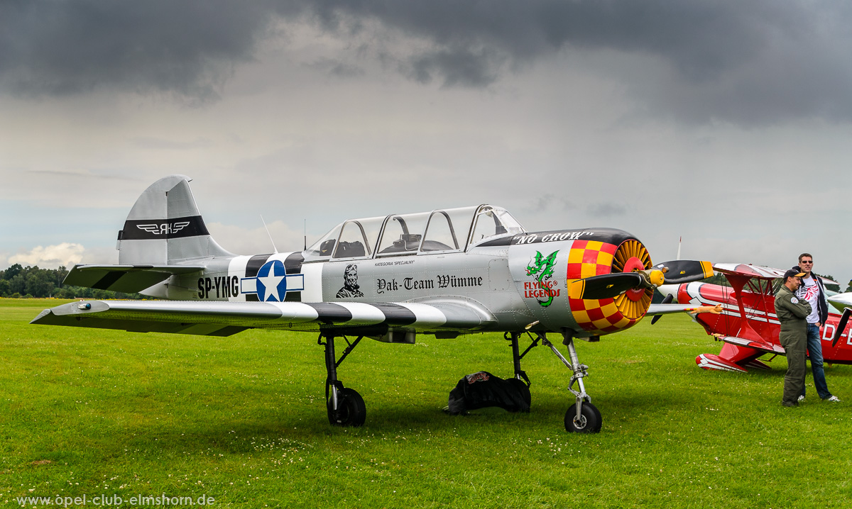 Wings-Wheels-2016-20160730_135441-Yak-52