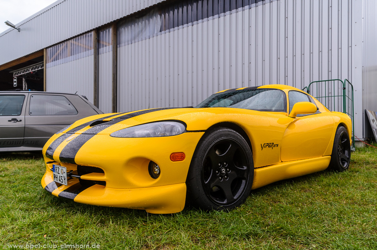Wings-Wheels-2016-20160730_142621-Dodge-Viper
