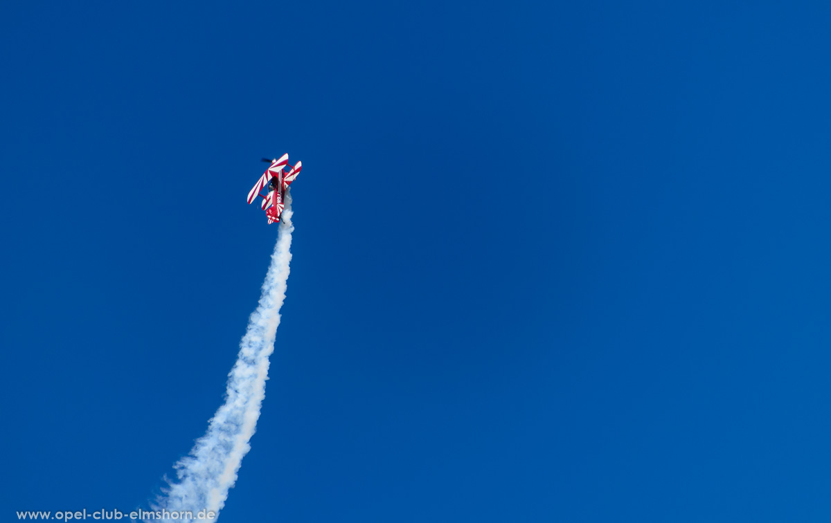 Wings-Wheels-2016-20160730_160539-Kunstflug