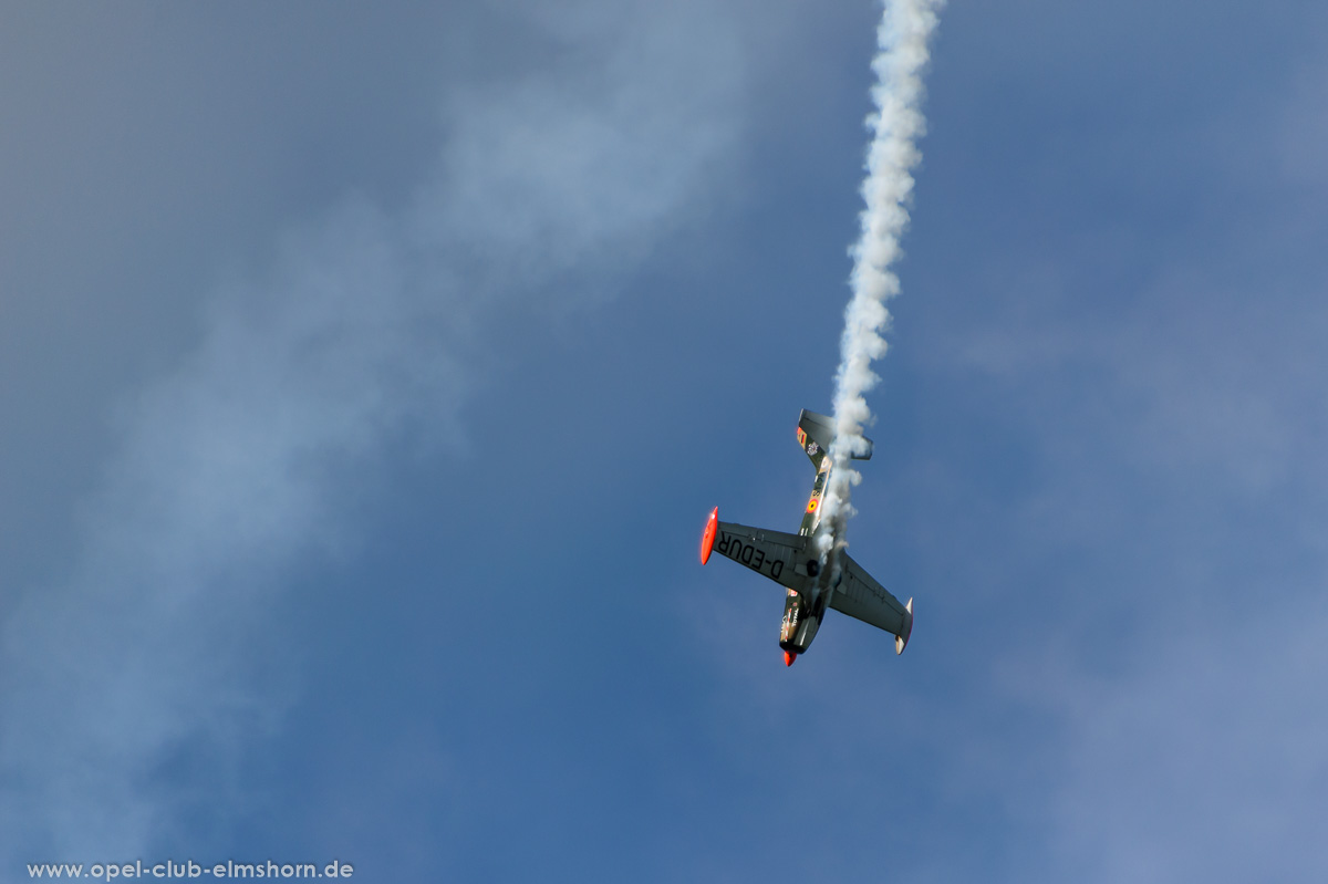 Wings-Wheels-2016-20160730_173713-Kunstflug-2