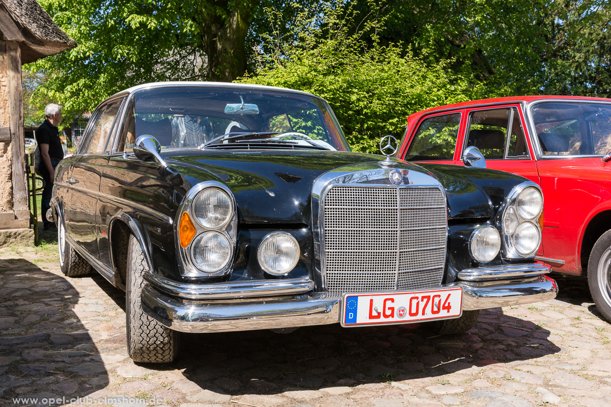 Oldtimertreffen-Rosengarten-2017-20170514_112331-Mercedes-Benz-220SE