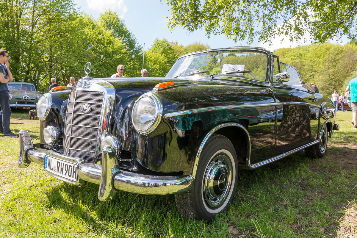 Oldtimertreffen-Rosengarten-2017-20170514_132018-Mercedes-Benz-220S
