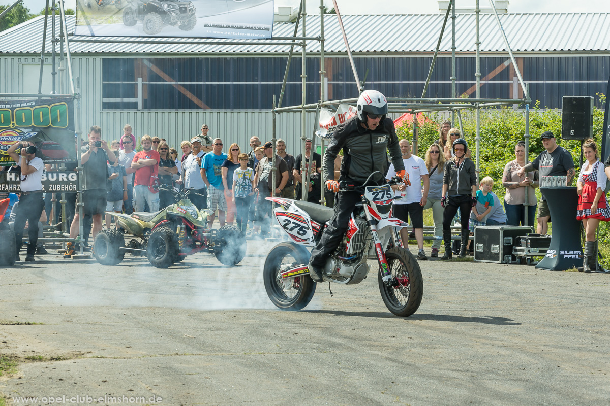 Wings-Wheels-2017-20170730_144913-Stuntshow