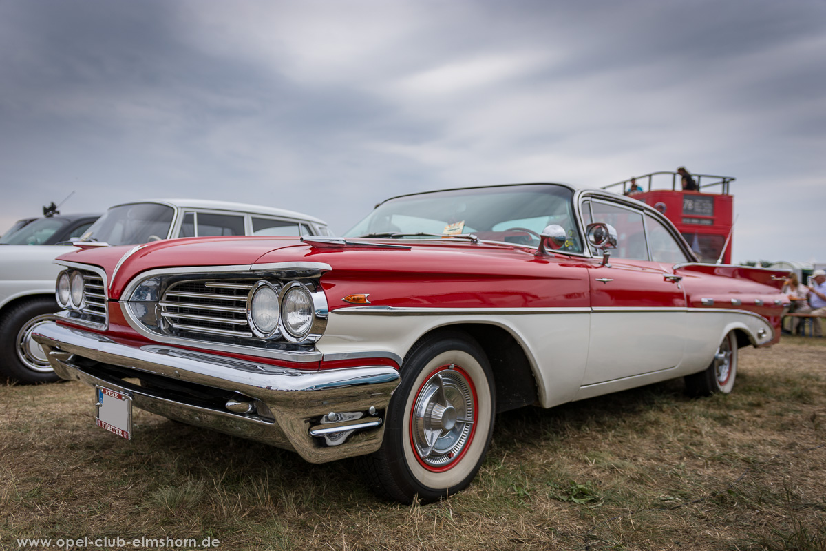 Wings-and-Wheels-2018-20180812_131359-Pontiac-Bonneville