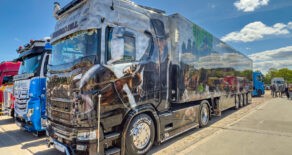 Scania S 520 V8 Showtruck „Buffalo Bill“