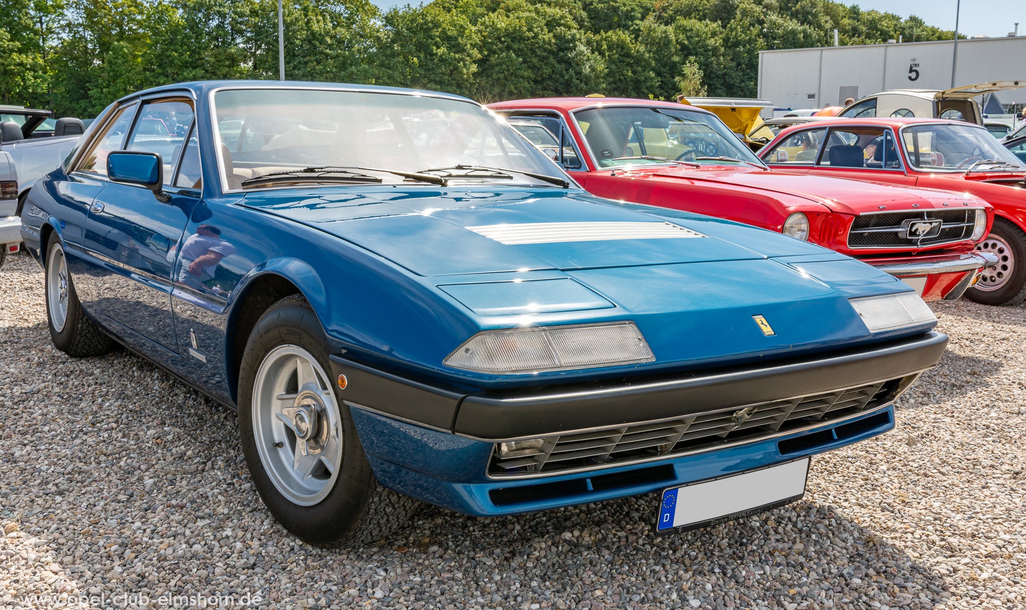 Ferrari 365 GT4 2+2